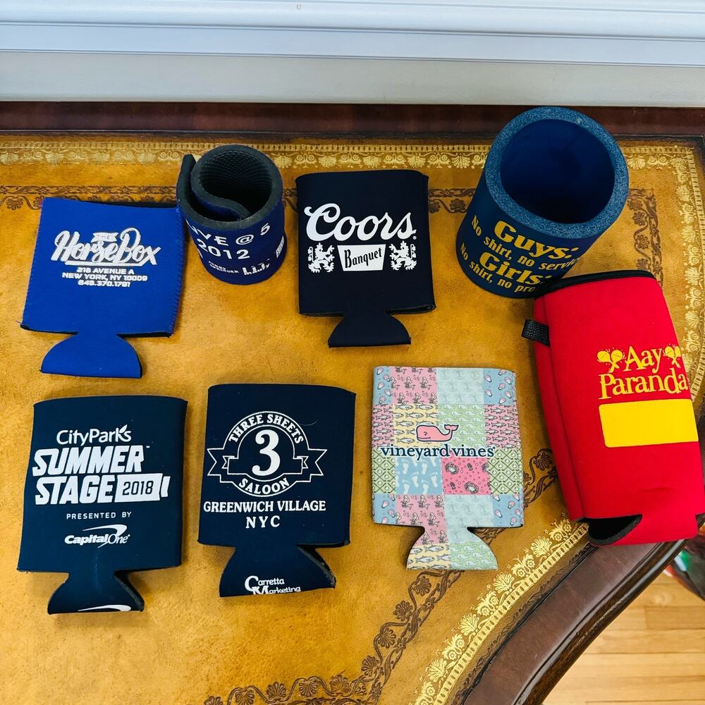 Koozies Set of 8 Vineyard Vines HorseBox Greenwich Village NYC Jerry Springer